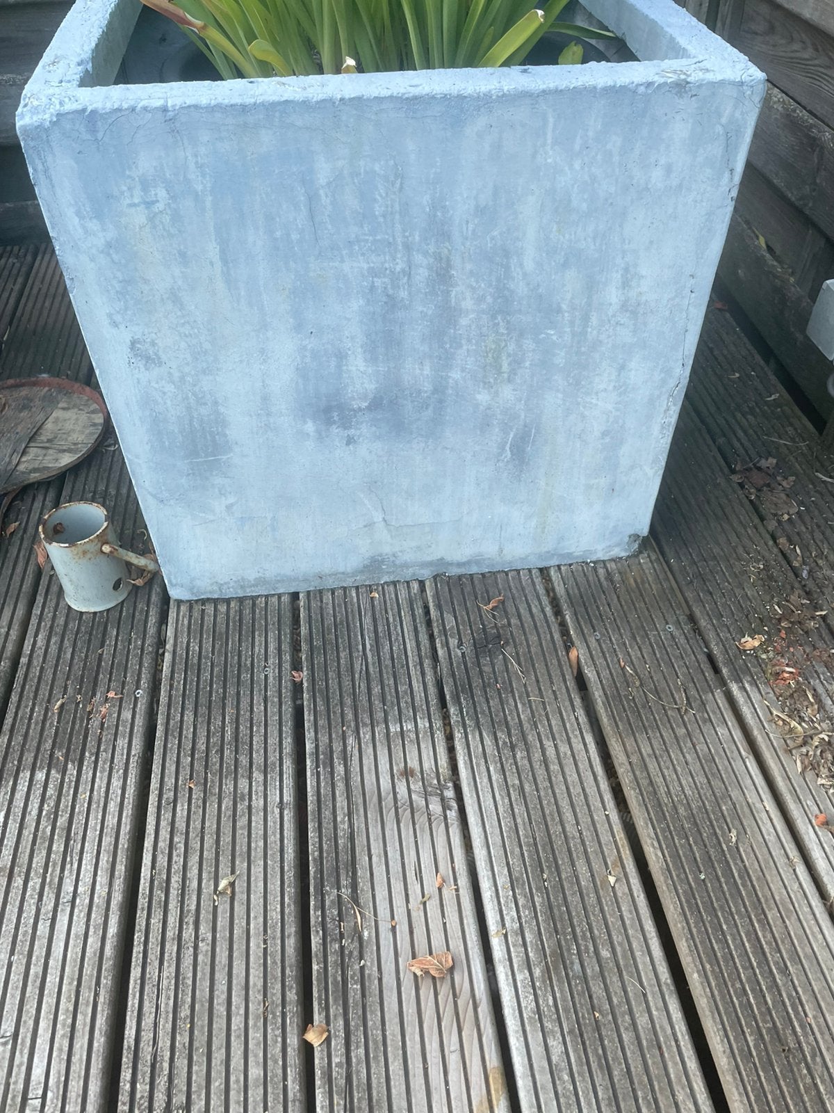 2 bloempotten grijs, Tuin en Terras, Bloempotten, Ophalen, Gebruikt, Vierkant, Beton