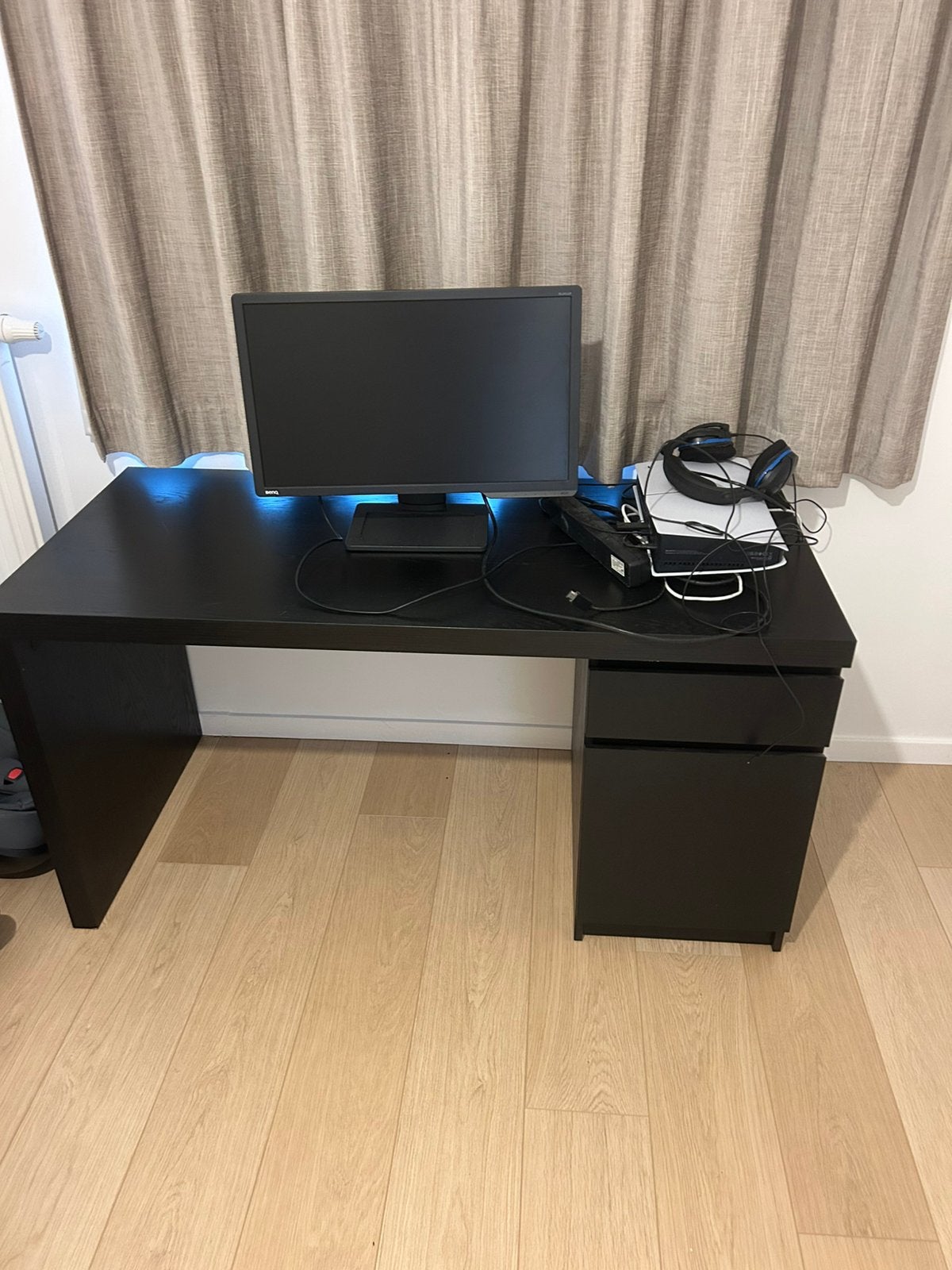 Bureau, Huis en Inrichting, Bureaus, Ophalen, Gebruikt, Hout, Bruin