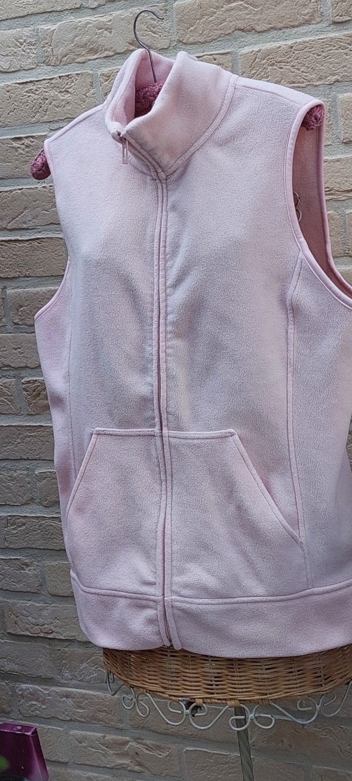 Bodywarmer maat l the basics, Vêtements | Femmes, Blousons sans Manches, Taille 42/44 (L), Enlèvement ou Envoi, Rose, The basics