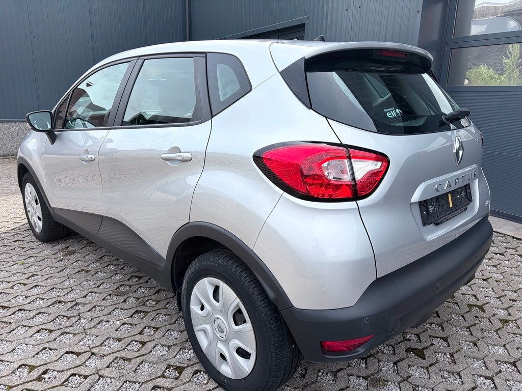 Renault Captur Benzine - Slechts 33000 km, Auto's, Renault, Voorwielaandrijving, Stof, Gebruikt, Bedrijf