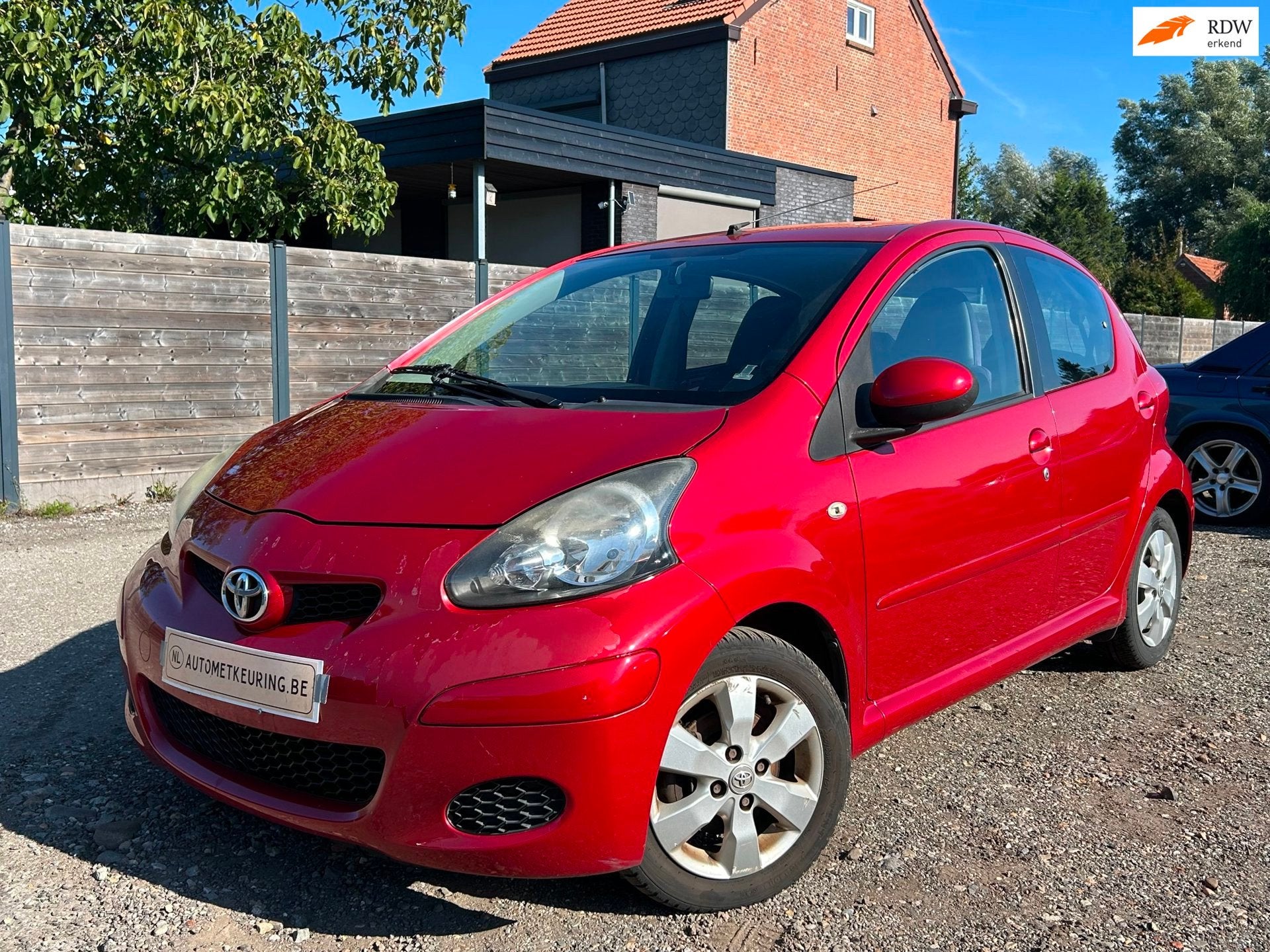 Toyota Aygo 2011 Airco 1.0 Benzine, Autos, Achat, Entreprise, Boîte manuelle, Alcantara
