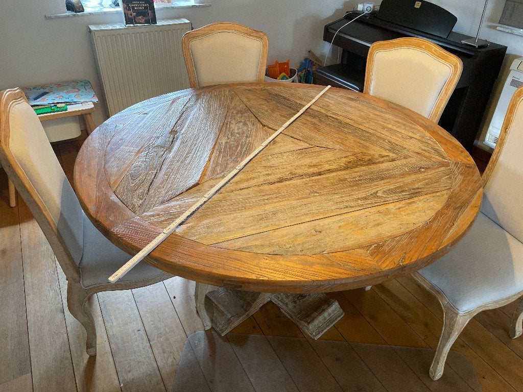 Houten eettafel met 4 stoelen, Ophalen, Gebruikt, Rond, Vier personen