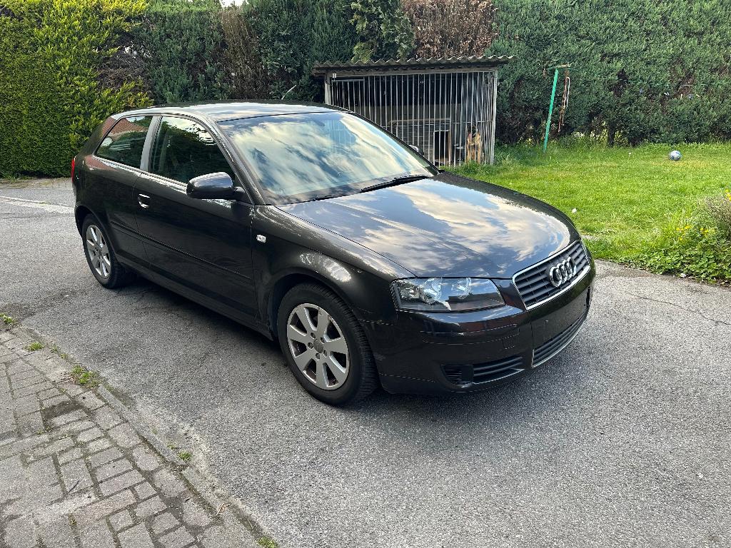 Audi a3 1.6 fsi benzine 85 kw 116 pk 6 versnelling, Autos, Audi, Argent ou Gris, Beige, Boîte manuelle, 5 places