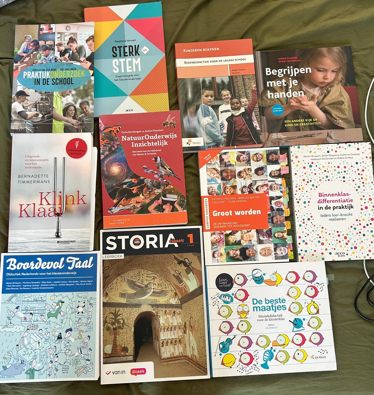 Hogeschool PXL kleuteronderwijs, Hobby en Vrije tijd, Scrapbooking, Ophalen, Zo goed als nieuw