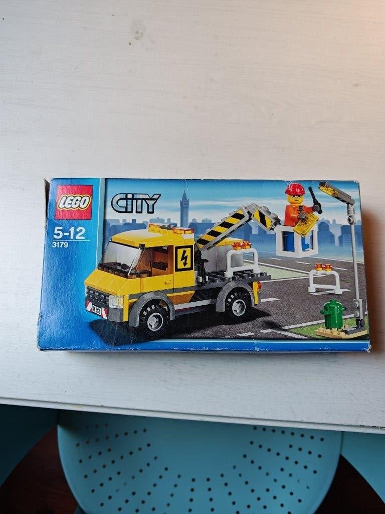 Camion de réparation LEGO City 3179 (2010), City, Instructions incluses, Lego, Ensemble complet