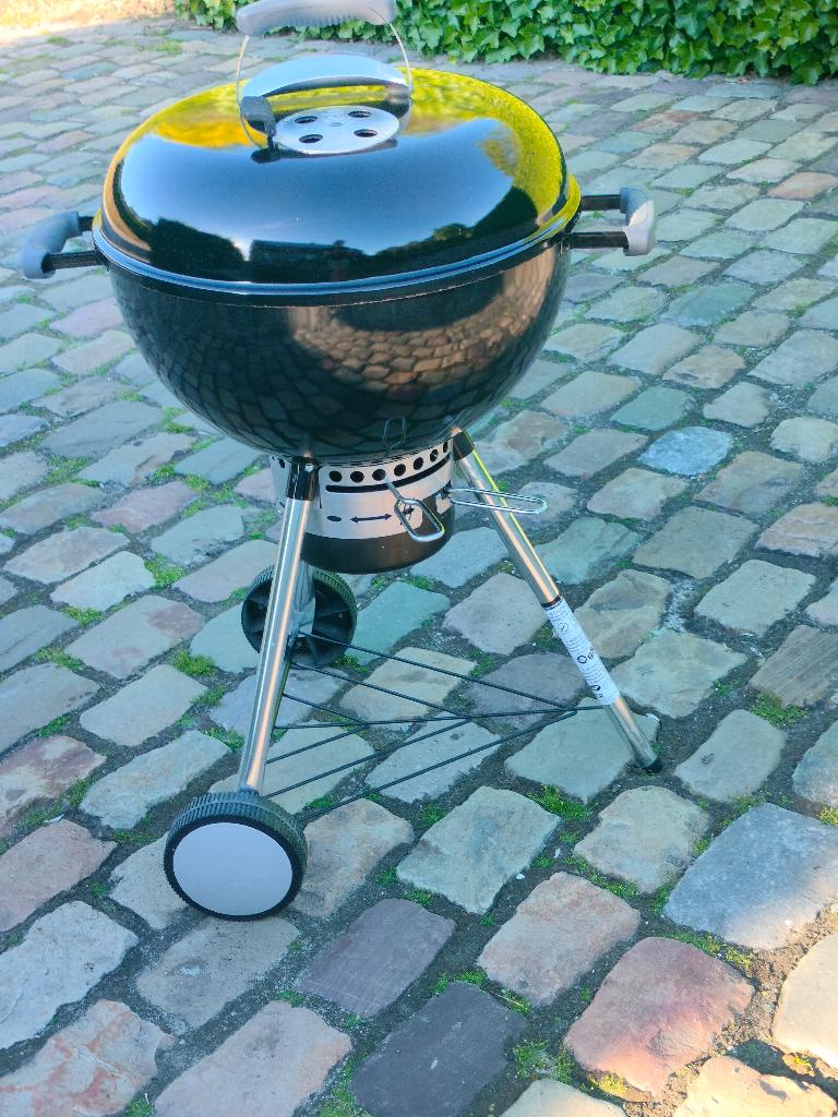 WEBER Barbeque, Ophalen, Zo goed als nieuw, Weber, Met accessoires