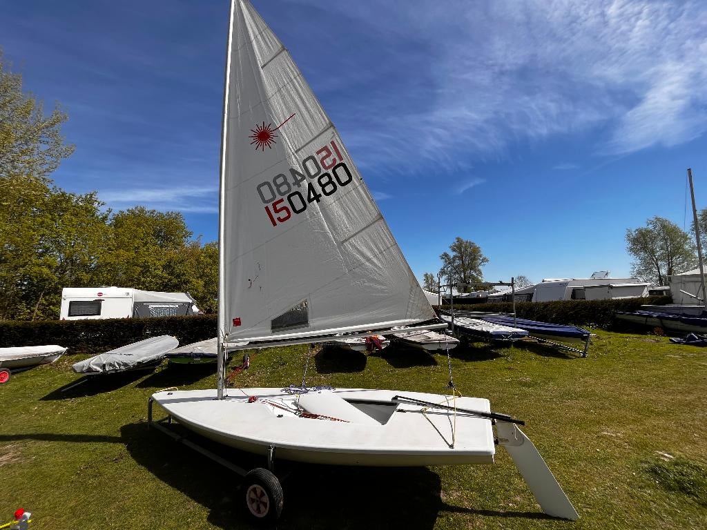 Laser Radiaal - Compleet & Vaarklaar, Watersport en Boten, Ophalen, Geen motor, Gebruikt, Laser
