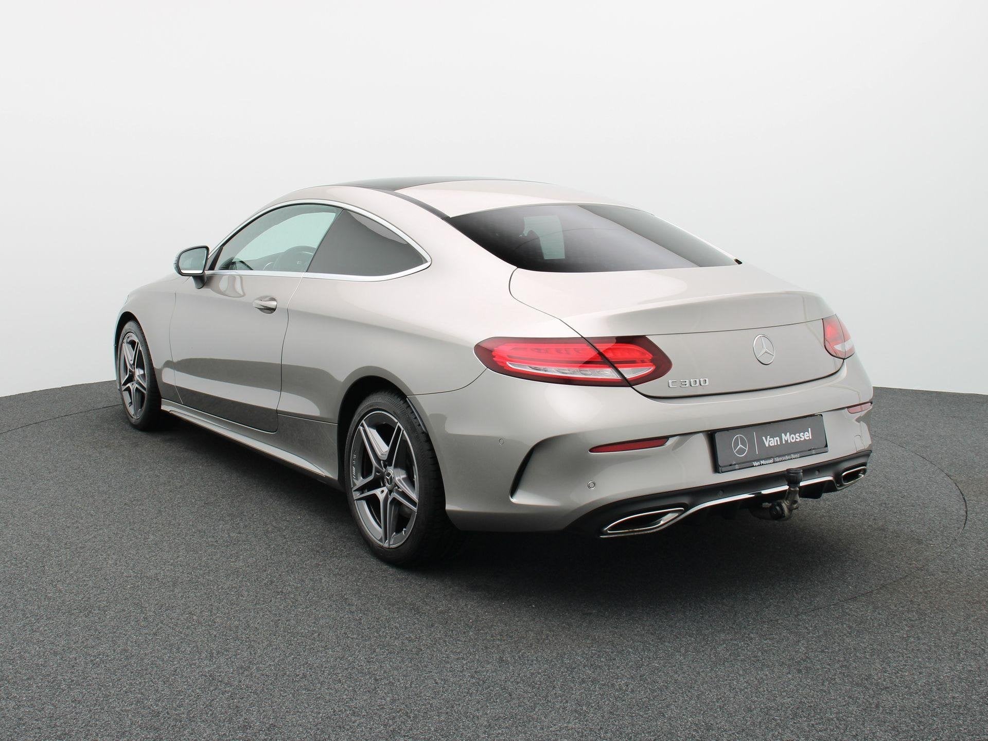 Mercedes-Benz C 300 AMG LINE Coupé + 258 PK + PANO DAK + BU, Auto's, Automaat, 4 cilinders, Bedrijf, 2 deurs