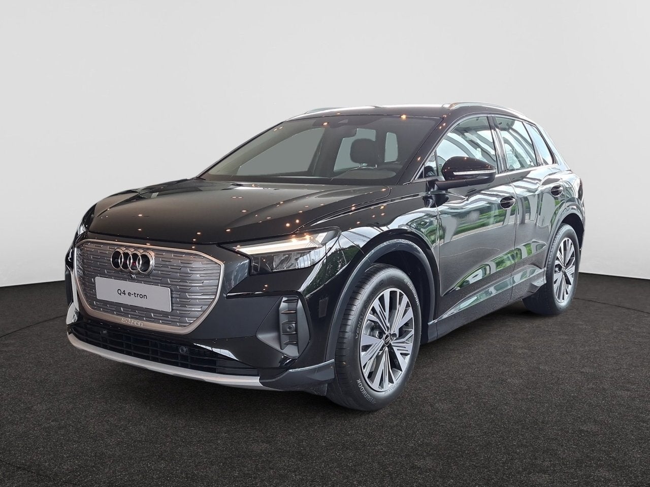 Audi Q4 e-tron Audi Q4 e-tron 45 Corporate 285pk, Auto's, Automaat, Adaptive Cruise Control, Zwart, Q4 e-tron