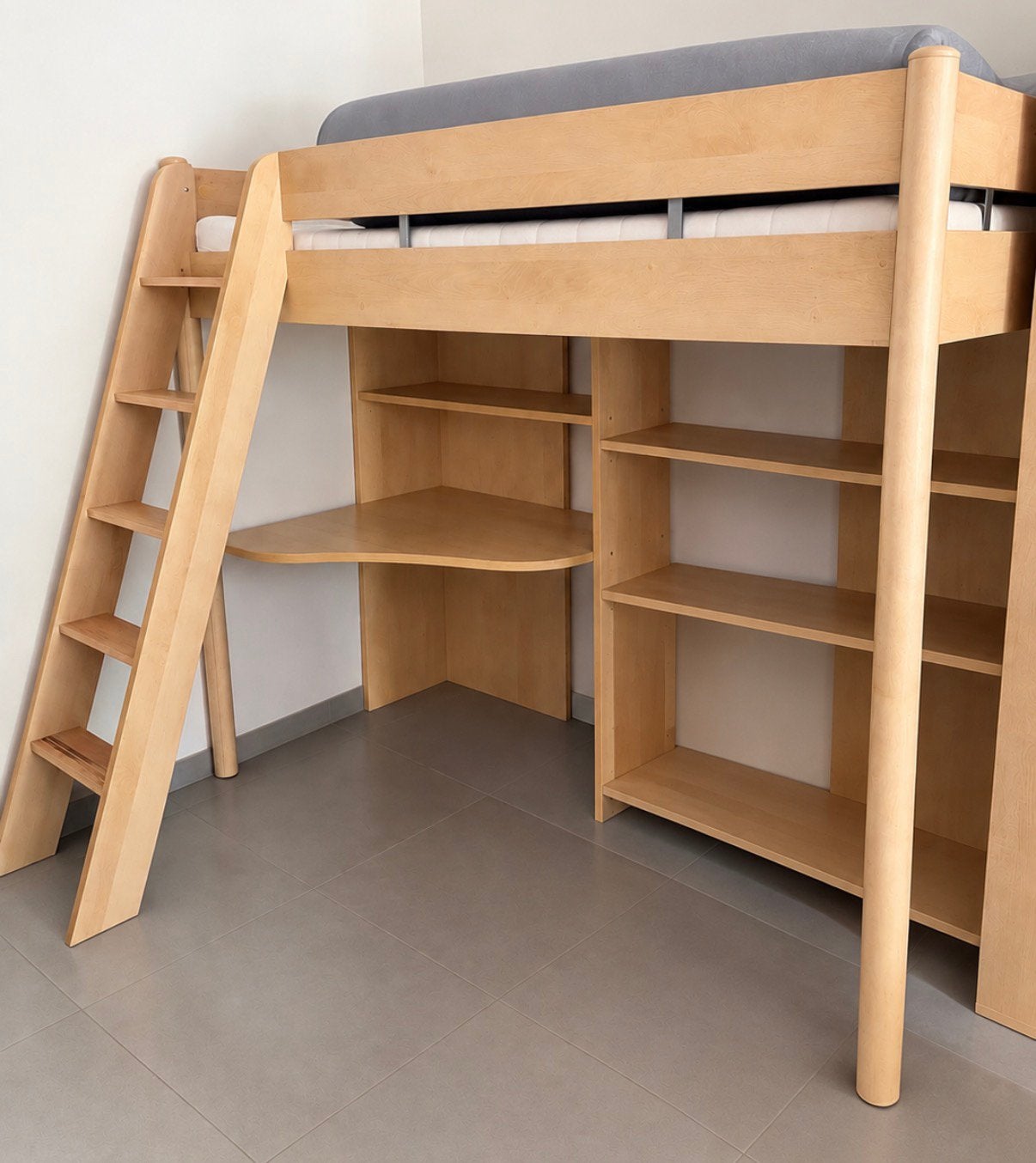 Hoogslaper met bureau en opbergruimte (gemonteerd aan muur!), Enlèvement, Comme neuf, Lit mezzanine