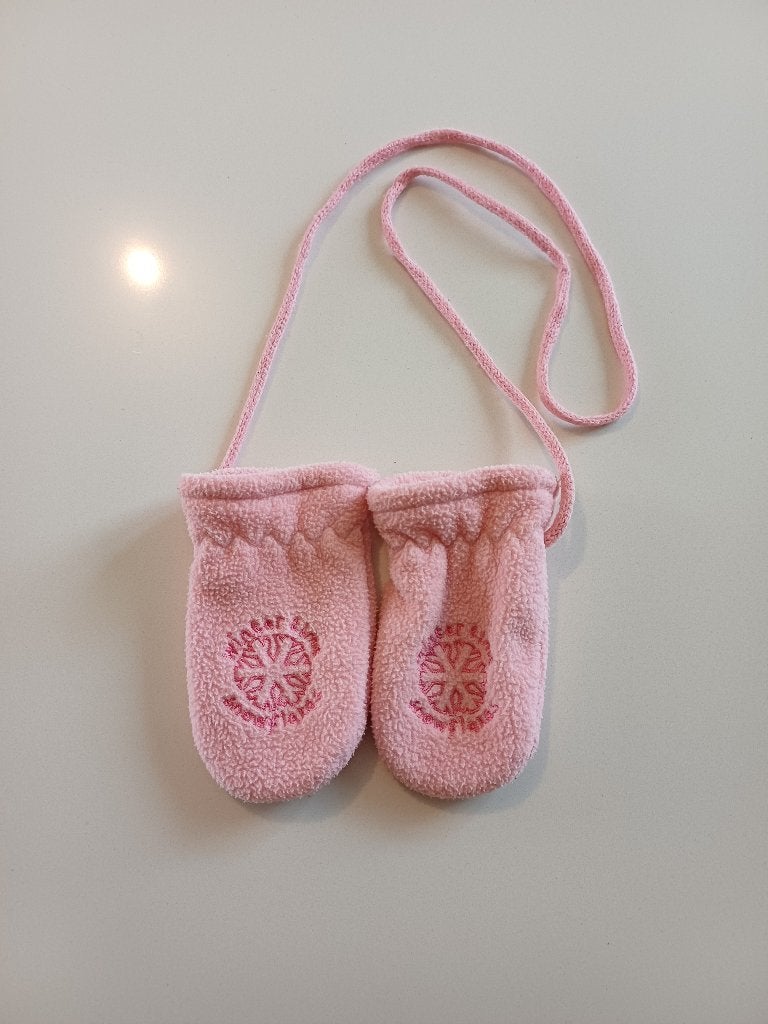 Licht roze wantjes 0-1 jaar, Enfants & Bébés, Vêtements de bébé | Bonnets, Écharpes & Moufles, Enlèvement ou Envoi, Utilisé, Fille