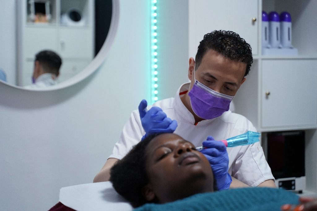 2- Soins des cheveux à Bruxelles, Enlèvement, Neuf, Soin des cheveux ou Soin réparateur des cheveux