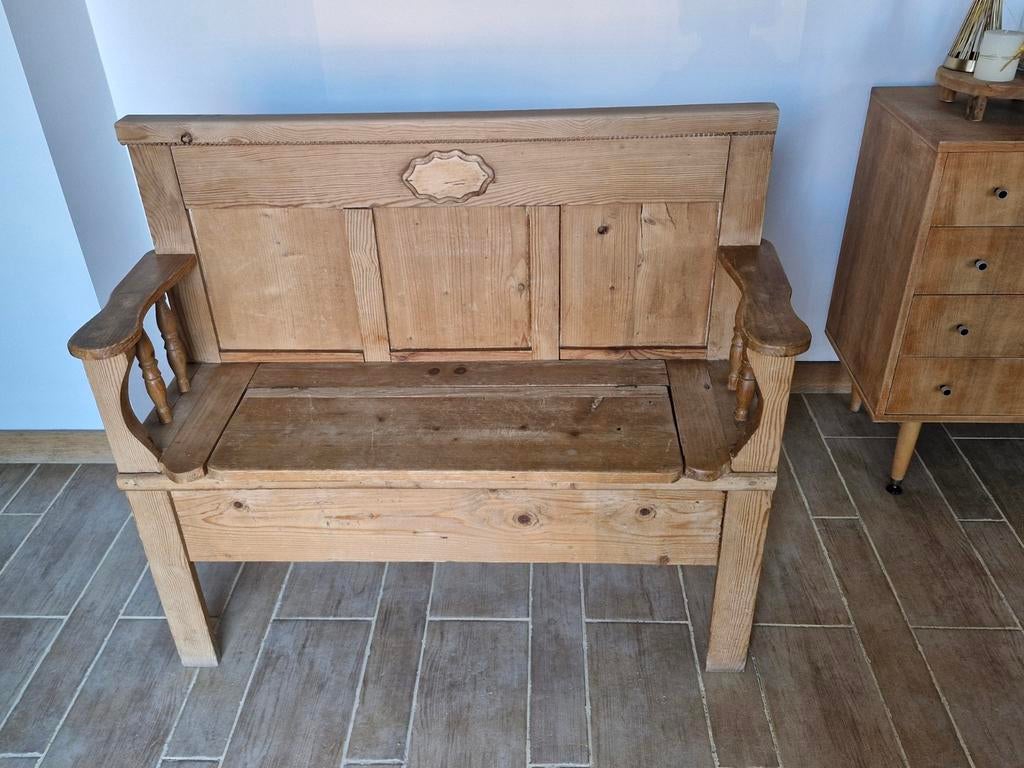 Houten kinderbankje met opbergruimte, Ophalen
