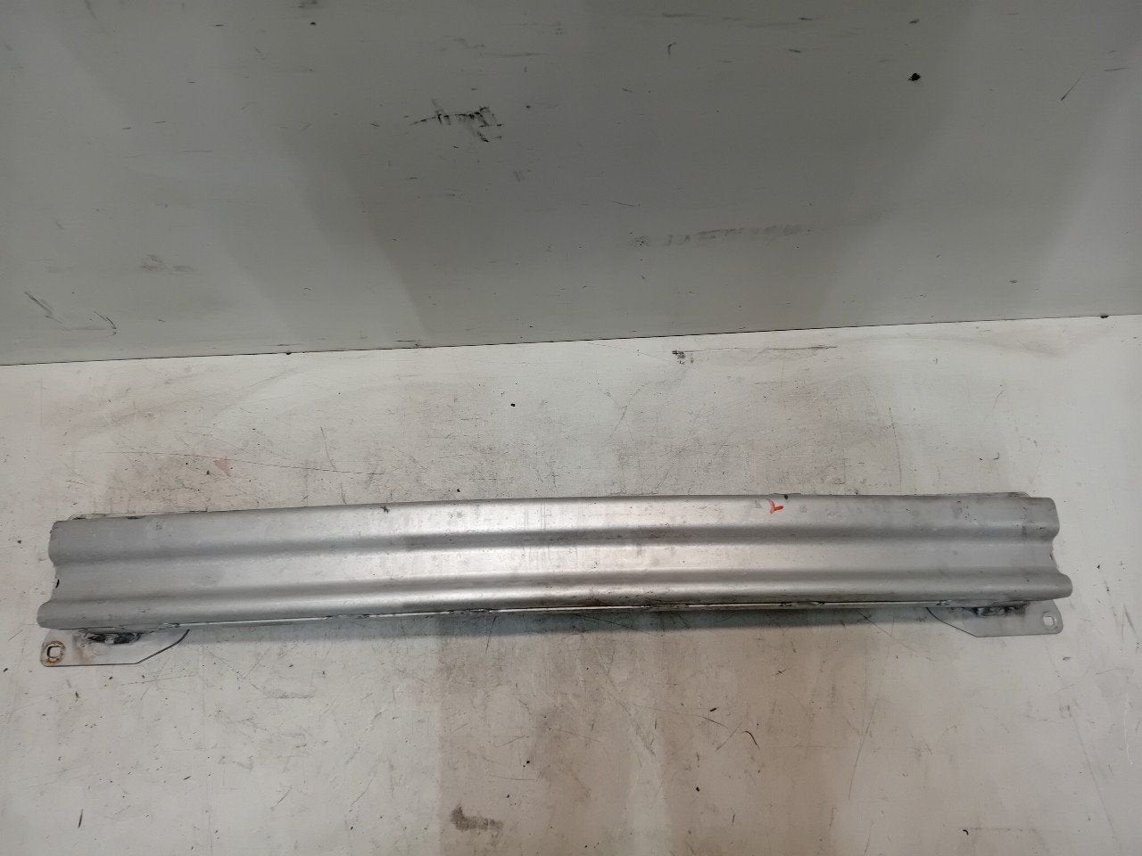 Bumperbalk achter Land Rover Evoque, Onderdelen@venauto.nl, Van der Ven Autorecycling B.V., Land Rover, Ettenseweg 76, 4706 PB Roosendaal, The Netherlands