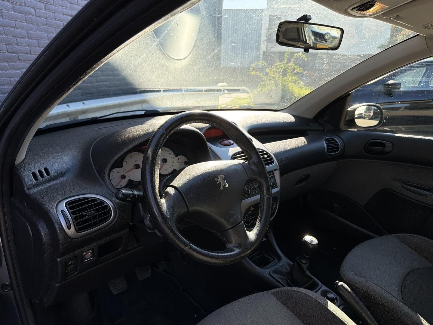 Peugeot 206 1.4 Génération | Cruise | Airco | Trekhaak |, Auto's, Elektrische ramen, Handgeschakeld, Zilver of Grijs, Stadsauto