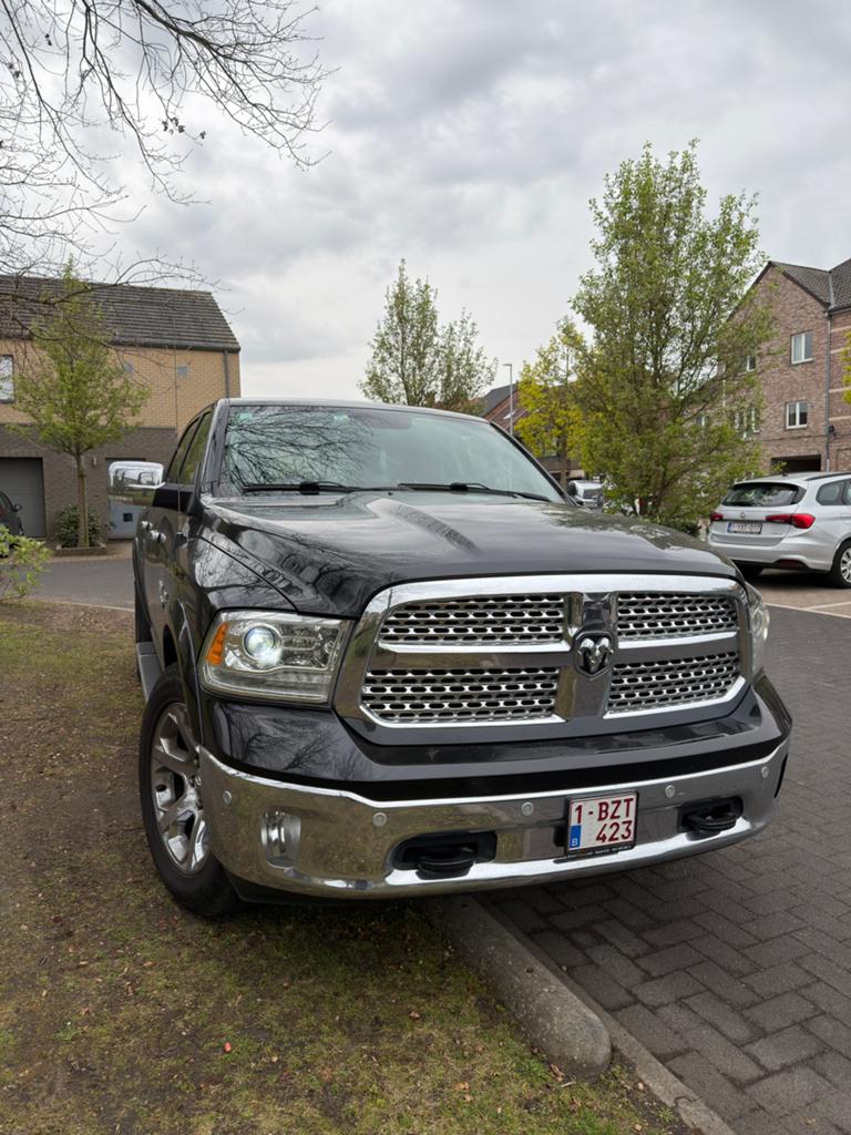 Te koop: Dodge RAM 1500 5.7 HEMI Laramie – 2019, Auto's, Dodge, Particulier, RAM 1500, Achteruitrijcamera, LPG, Euro 6, SUV of Terreinwagen