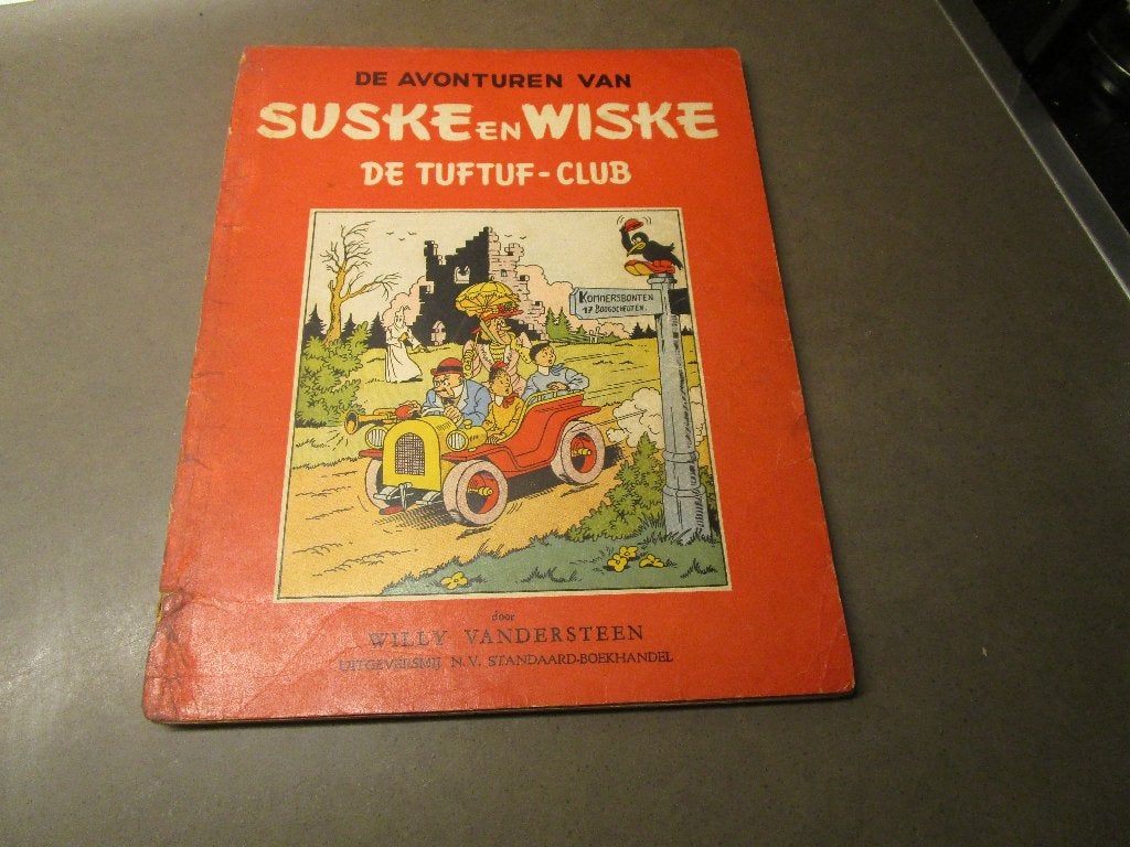 Suske en Wiske - De Tuftuf-club - 1952 - 1e druk, Boeken, Gelezen, Willy Vandersteen, Eén stripboek, Ophalen of Verzenden