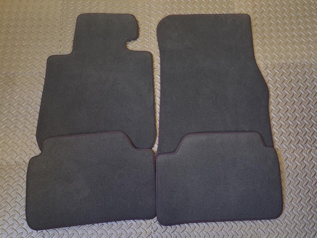 Tapis de voiture en velours BMW d'origine, Enlèvement ou Envoi, Neuf