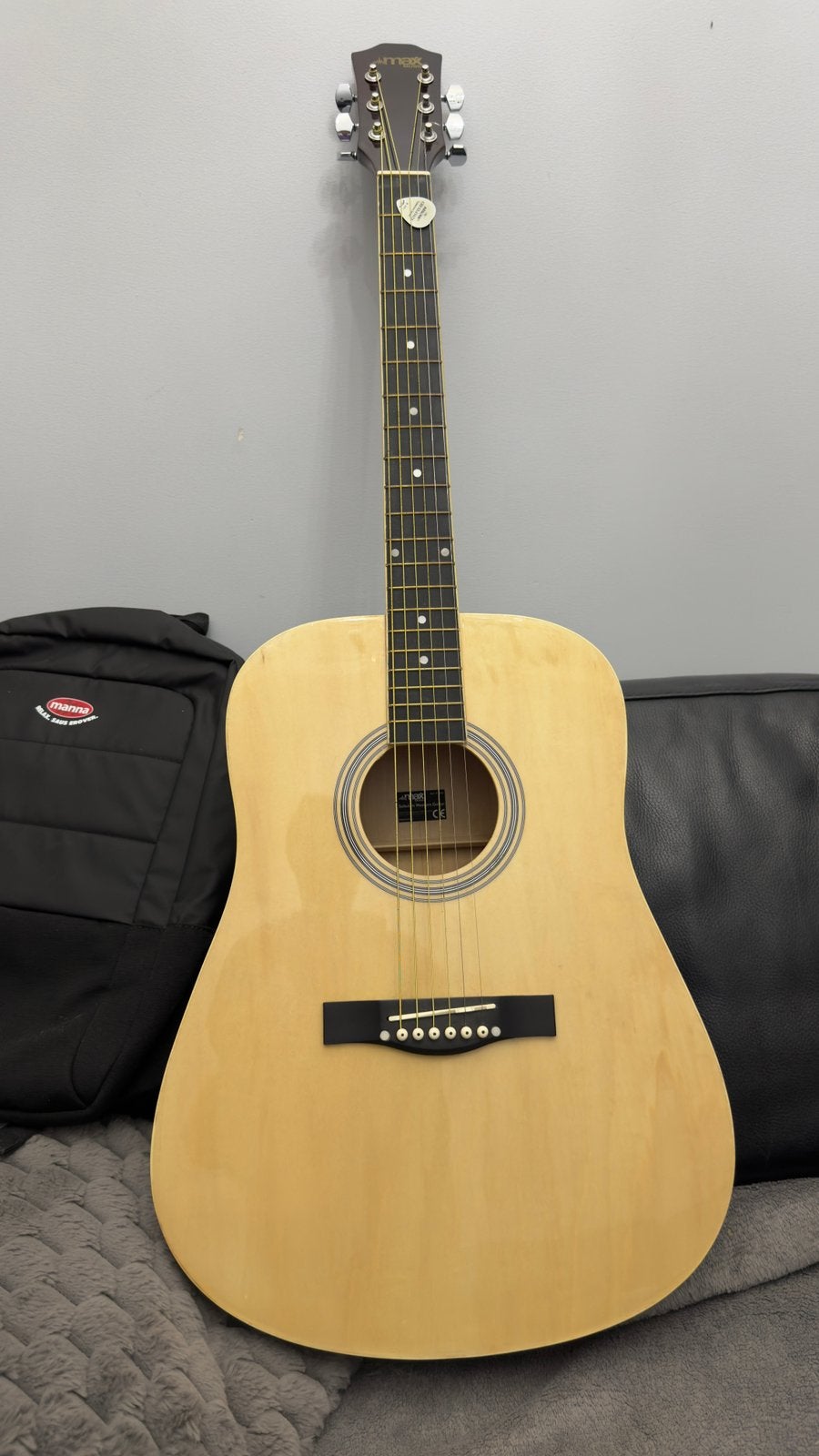 Guitare, Enlèvement, Comme neuf