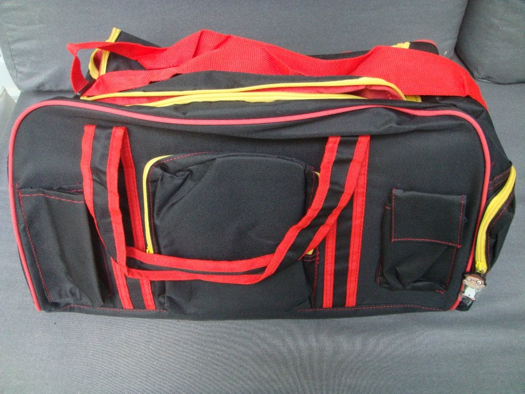 sportzak rode duivels, Ophalen