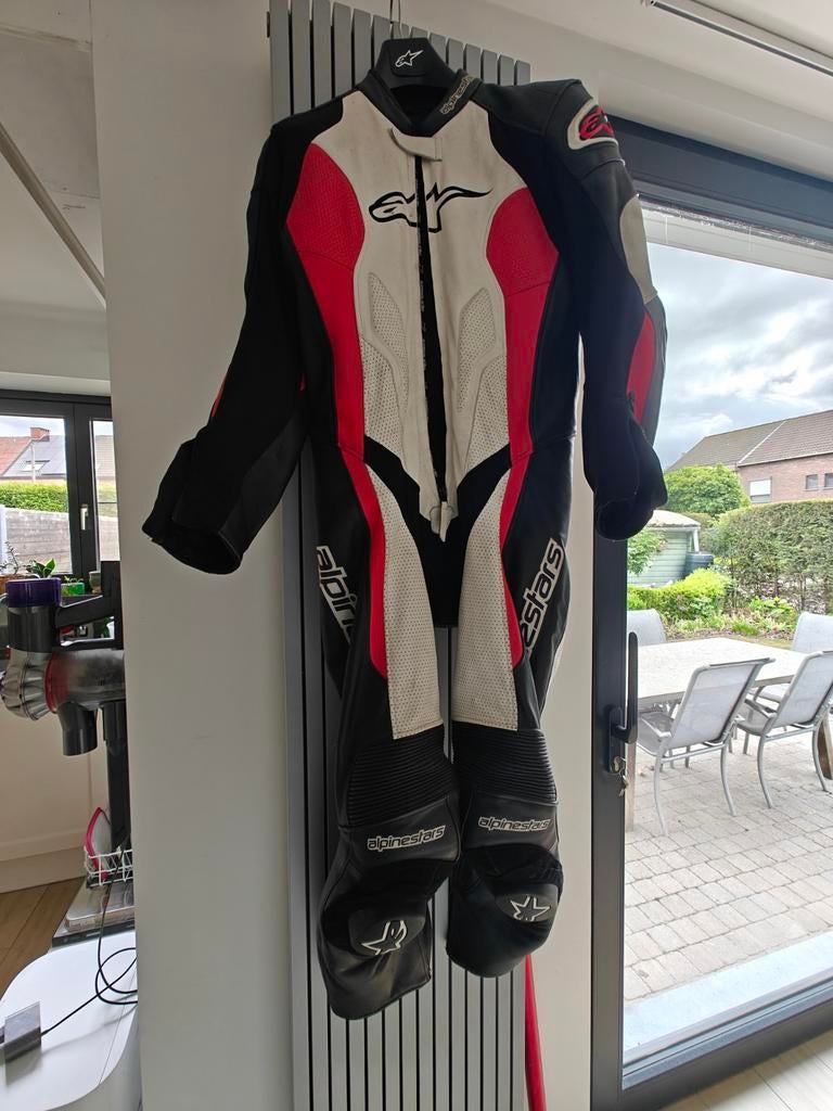 Alpinestars racepak, Motoren, Ophalen