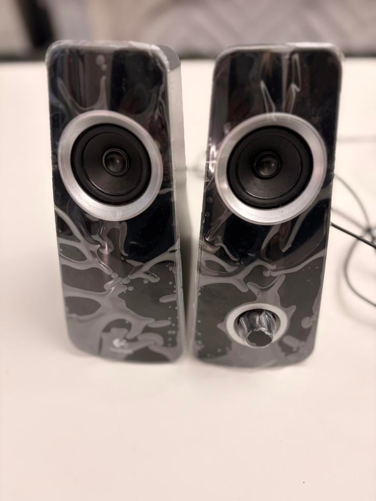 Geluidsboxen met draad voor pc of laptop, Computers en Software, Pc speakers, Zo goed als nieuw, Ophalen
