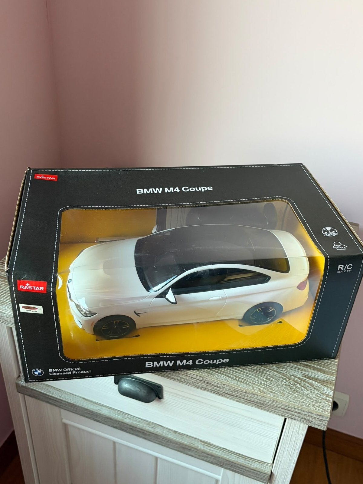 Bmw m4 coupé- voiture télécommandée, Enlèvement, Neuf, Voiture
