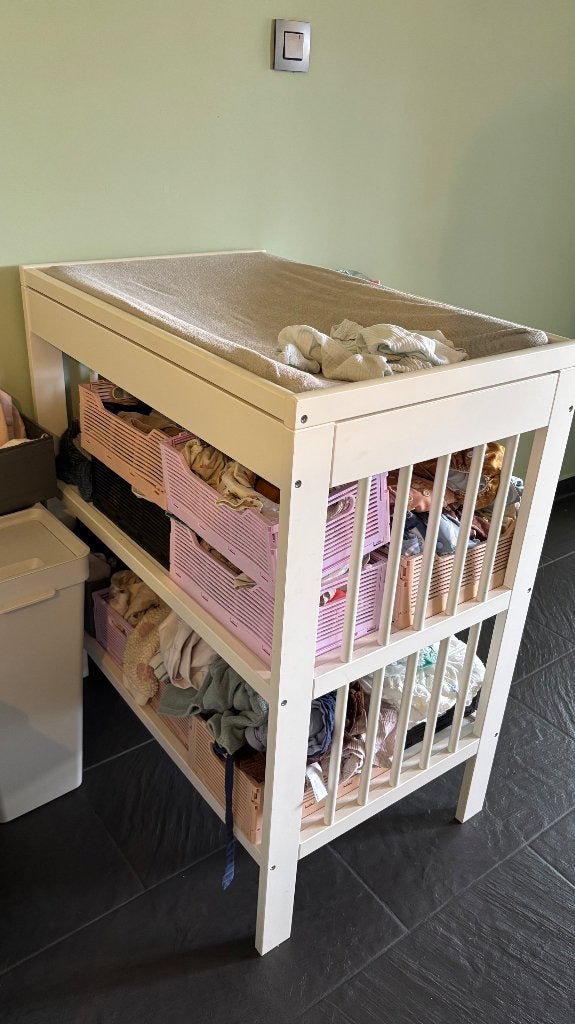 IKEA commode, 90 à 105 cm, Espace pour les pieds, Comme neuf, Enlèvement