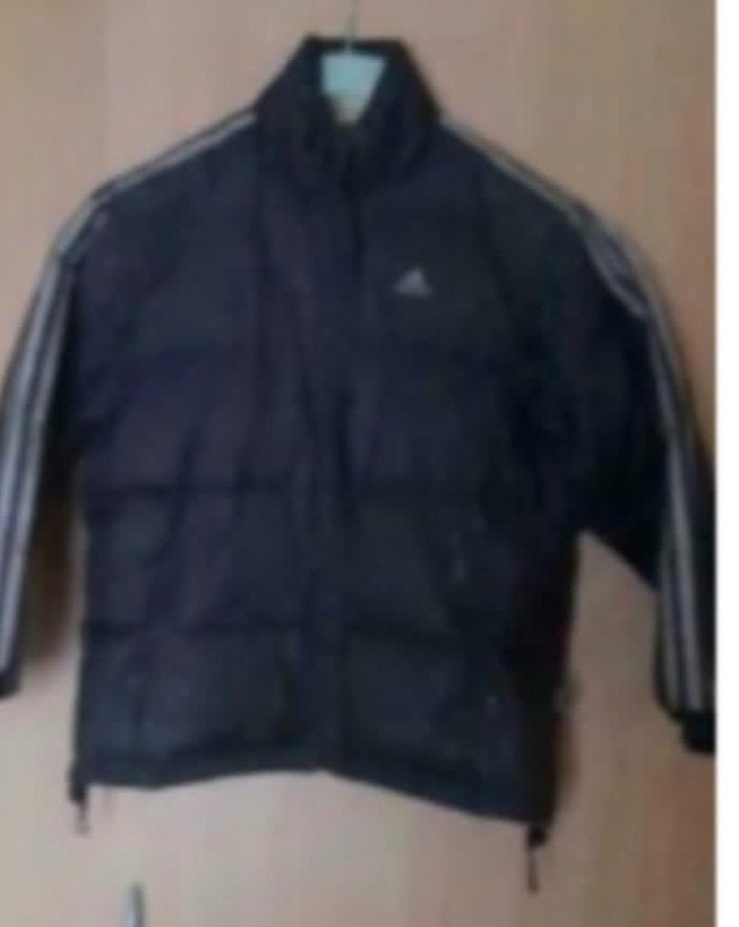 Blauwe winterjas maat 140 van Adidas, Enfants & Bébés, Vêtements enfant | Taille 140, Envoi, Adidas
