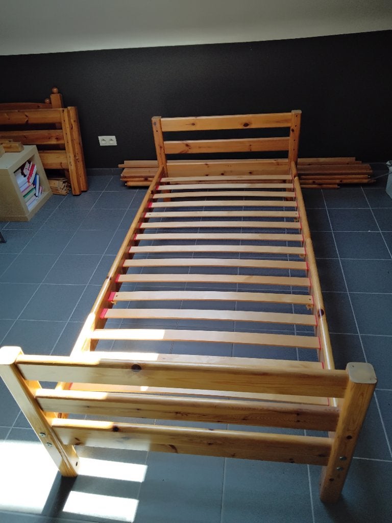 Grenen bed, Huis en Inrichting, Ophalen, Gebruikt