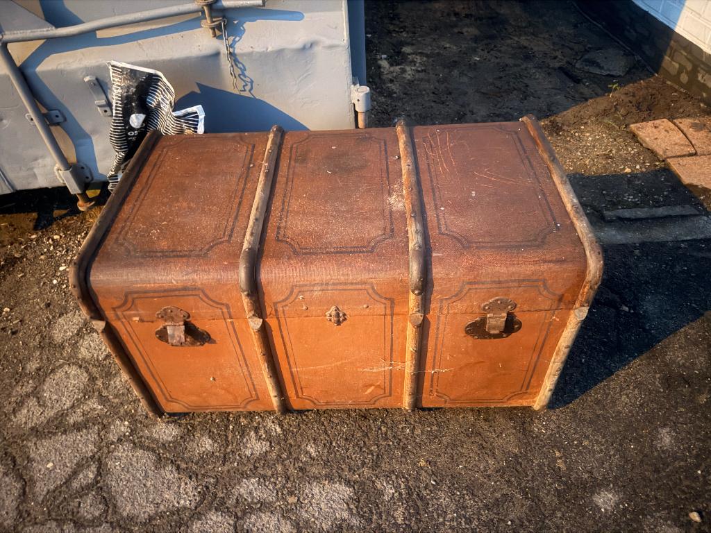 Hutkoffer vintage, Huis en Inrichting, Ophalen