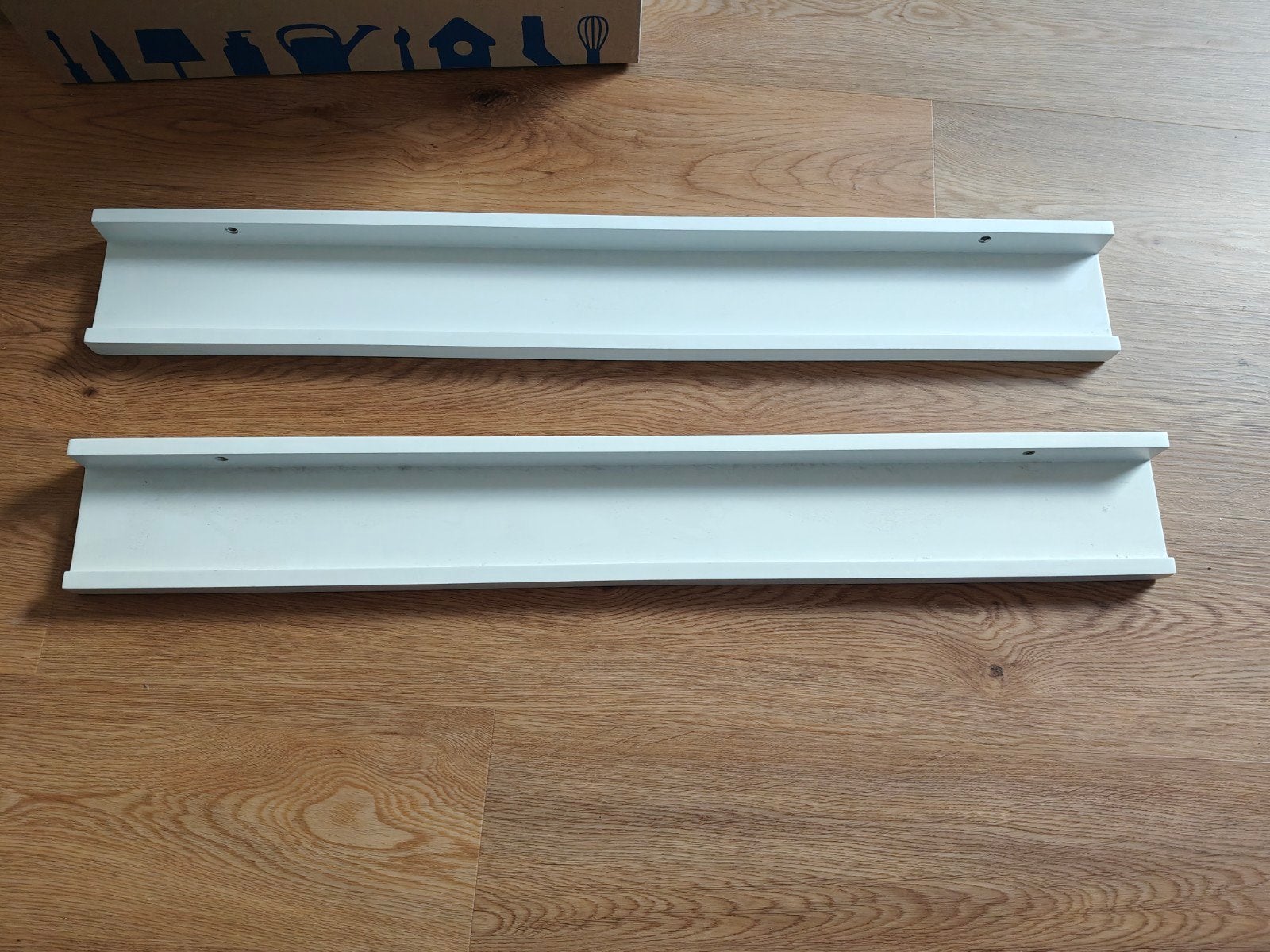 2 wandrekjes, Huis en Inrichting, Woonaccessoires | Wandplanken en Boekenplanken, Ophalen