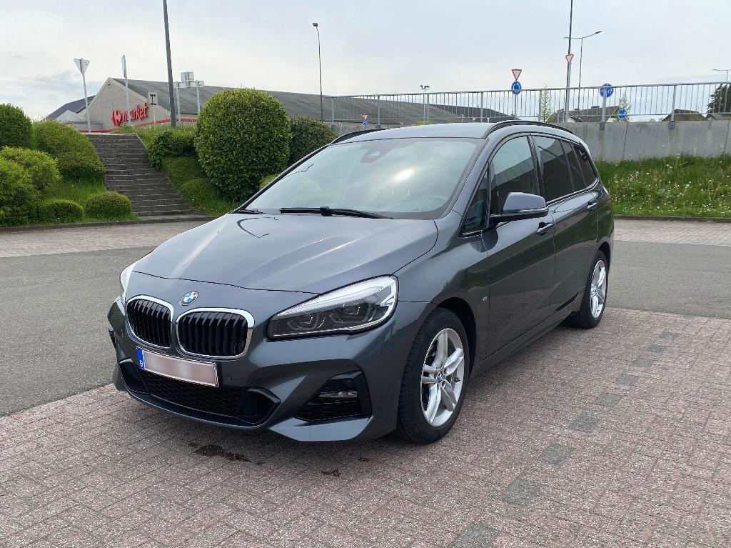 BMW 216i Gran Tourer // Pack M // 7 pl. // CarPlay, Autos, Cuir, Argent ou Gris, 7 places, Noir
