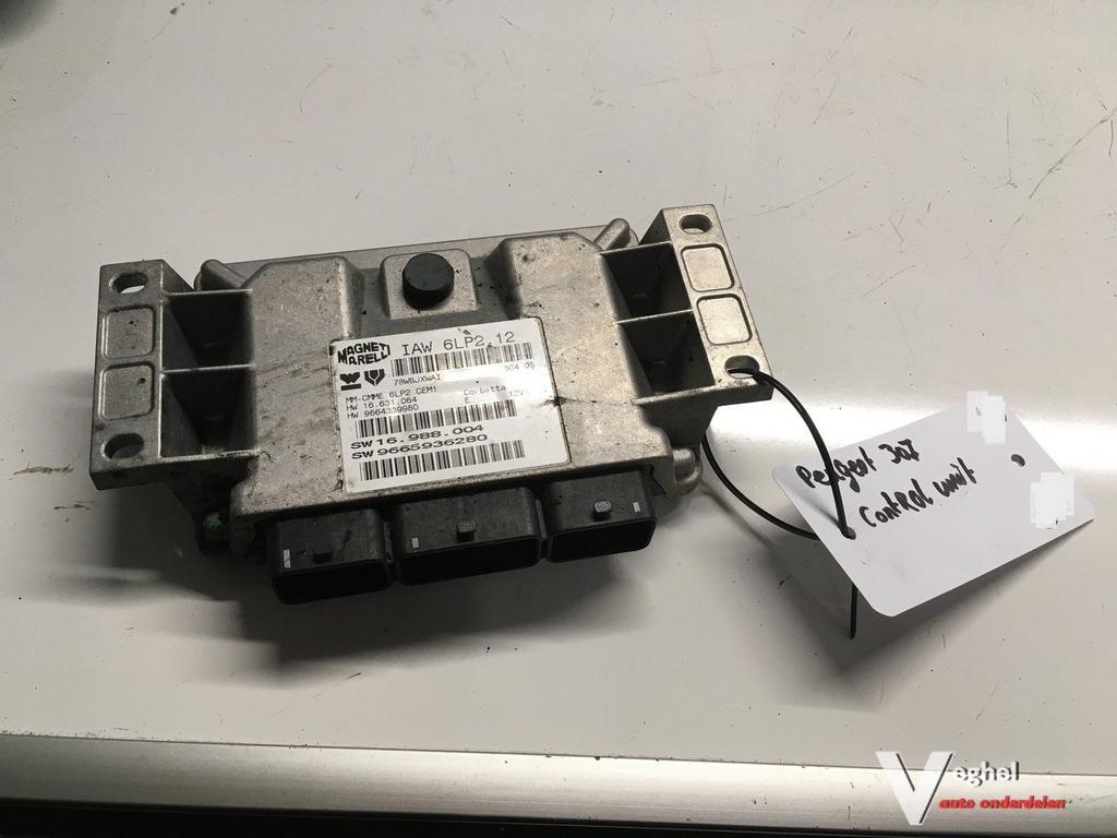 Peugeot 307 1.6 16v ECU IAW 6LP2 12, -, Utilisé, -, -