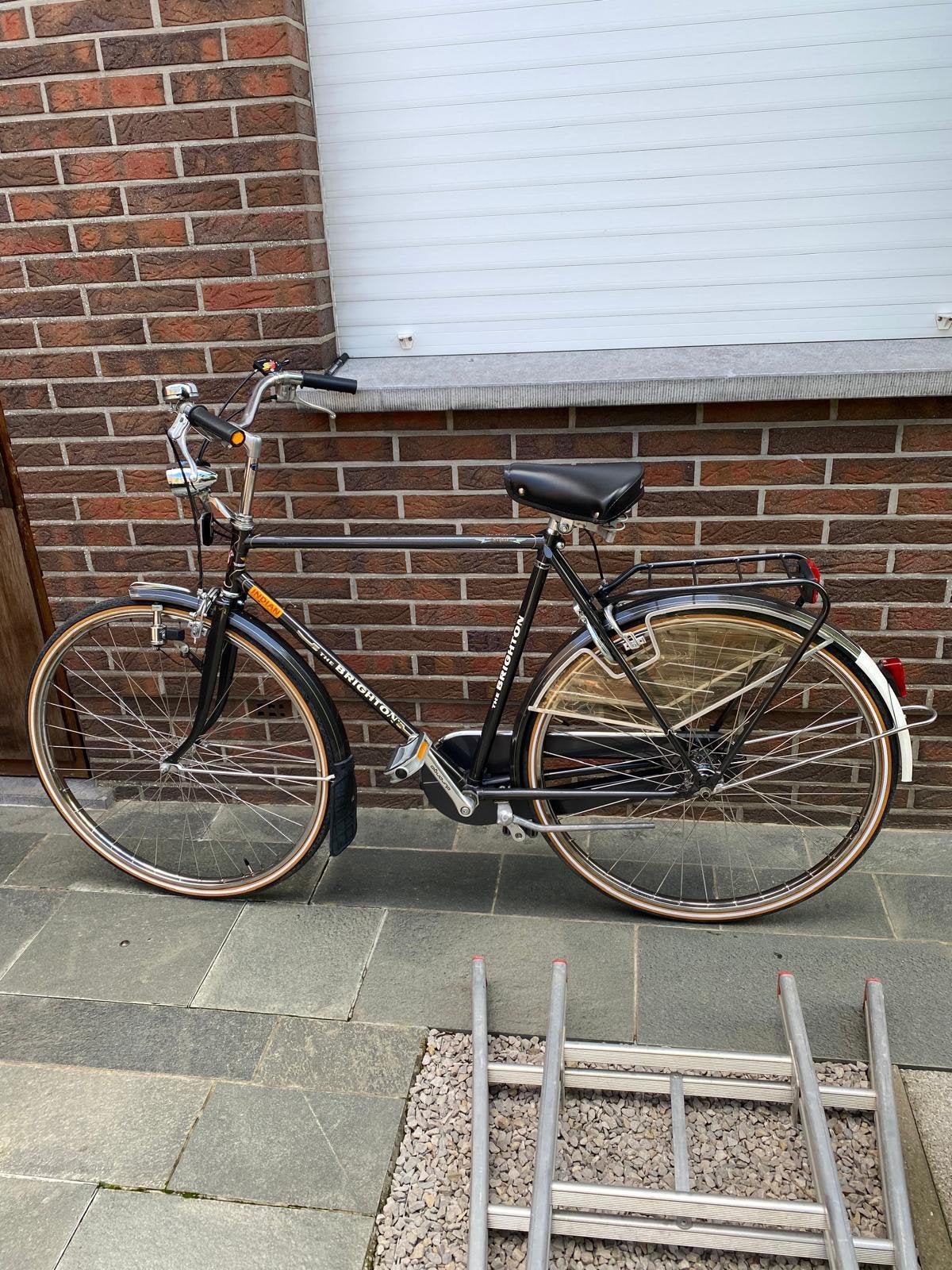 Herenfiets kotfiets perfect inorde, Ophalen