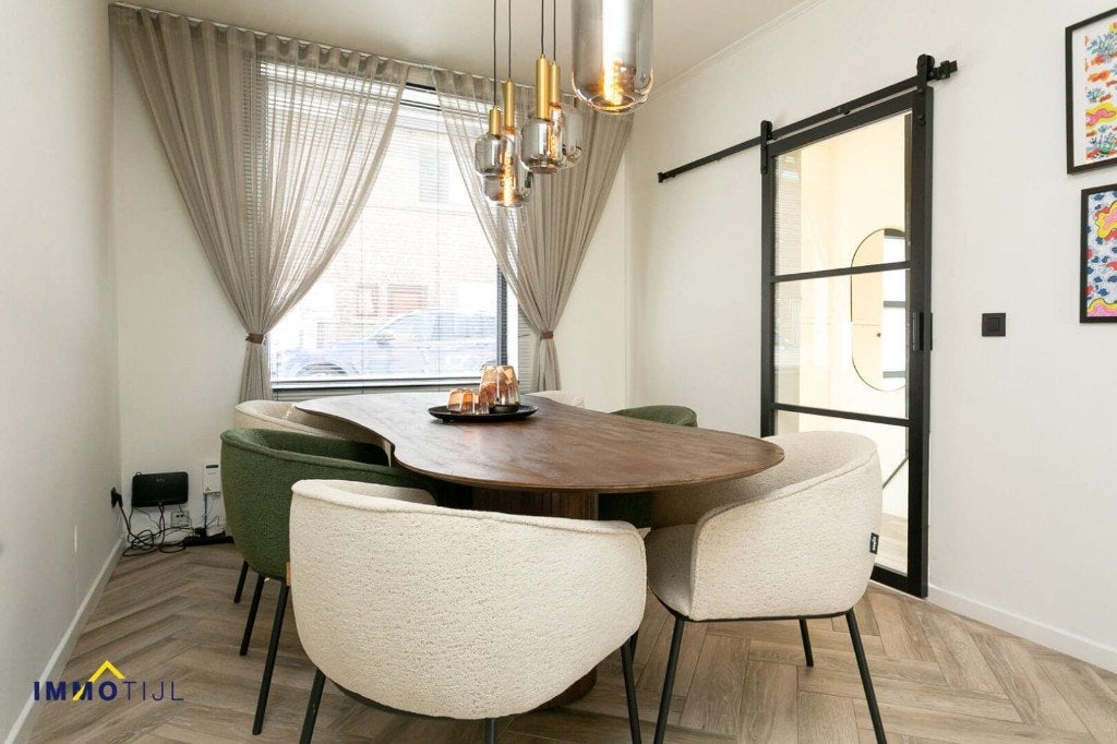 Eettafel Jordy (250x110)+6 WOOOD Bouclé Stoelen -Dendermonde, Huis en Inrichting, Tafels | Eettafels, Ophalen, Overige materialen