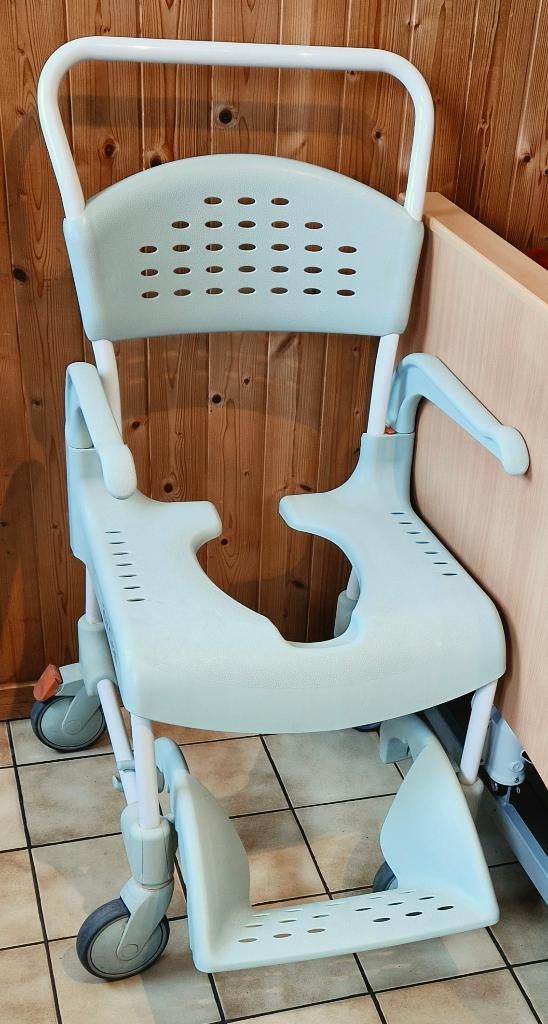 Chaise pour douche, 25 à 50 cm, Moins de 100 cm, Enlèvement, Utilisé