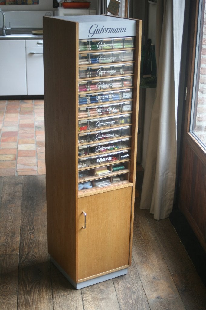 Armoire Gutermann des années 1970 (ENTIÈREMENT REMPLIE), Enlèvement ou Envoi, Comme neuf, Autres types