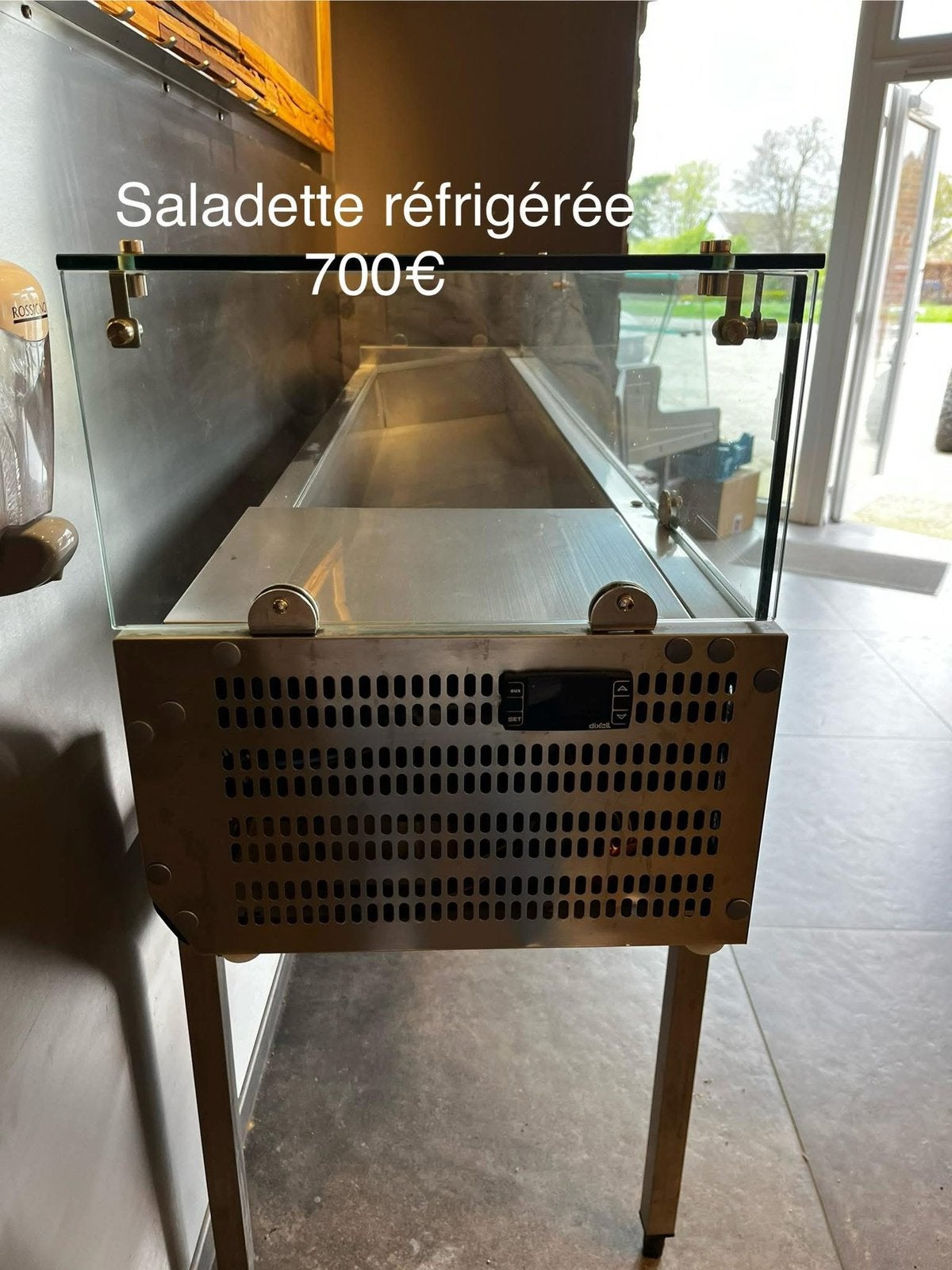Saladette réfrigérée, Enlèvement, Utilisé, Refroidissement et Congélation