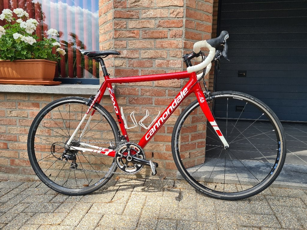 Mooie cruise fiets Cannondale Caad 10 "Race Red" van 2012, Velgrem, Versnellingen, Zo goed als nieuw, 53 tot 57 cm