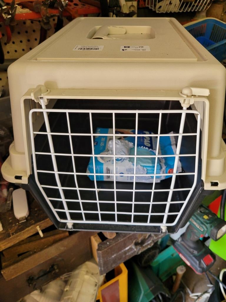 Panier de transport chien ou chat ou autre neuf avec matelas, Enlèvement