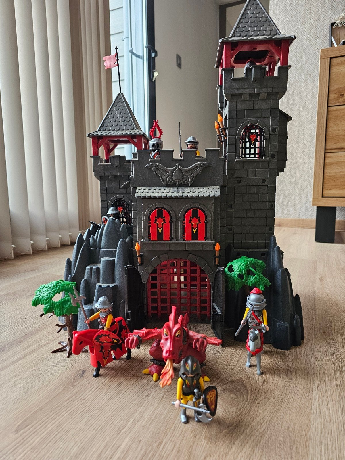 Playmobil Drakenkasteel + Rode Draak + Ridders + Paarden + K, Ophalen