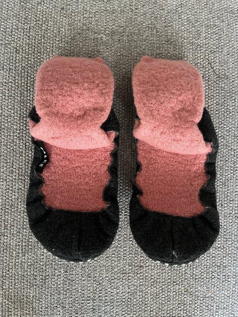 Huissokken Falke maat 35-36 roze/grijs, Gebruikt, Meisje, Ophalen of Verzenden, Sokken