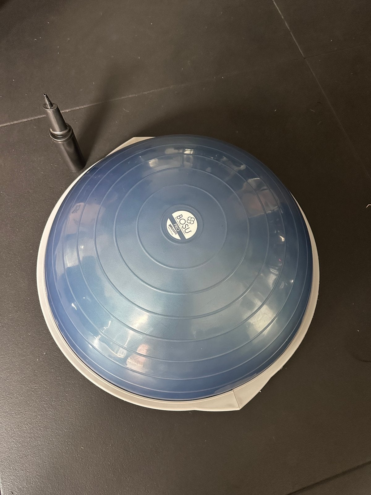 Bosu pro 65 cm balance trainer, Sports & Fitness, Équipement de fitness, Enlèvement, Comme neuf