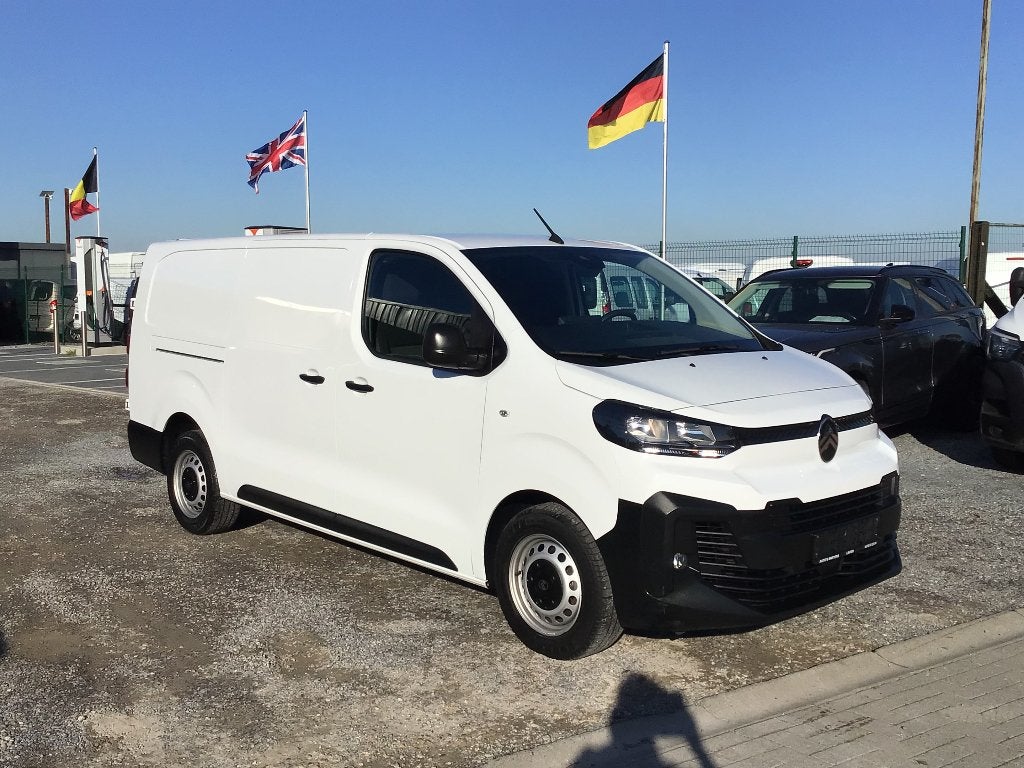 citroen jumpy l3 145pk automaat 2024 48900km full/OPTION, Auto's, 4 cilinders, Citroën, 2500 kg, Wit