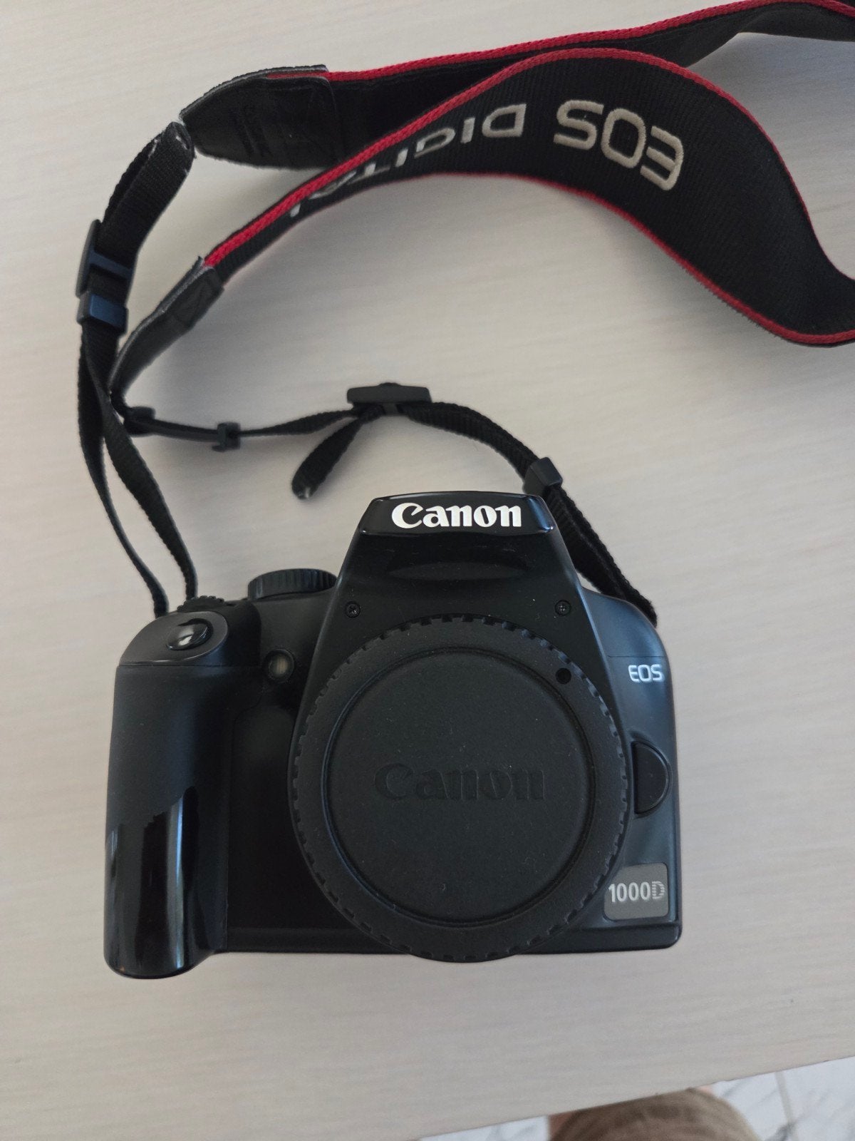 Canon eos1000D, Audio, Tv en Foto, Ophalen of Verzenden, Gebruikt, Spiegelreflex, Canon