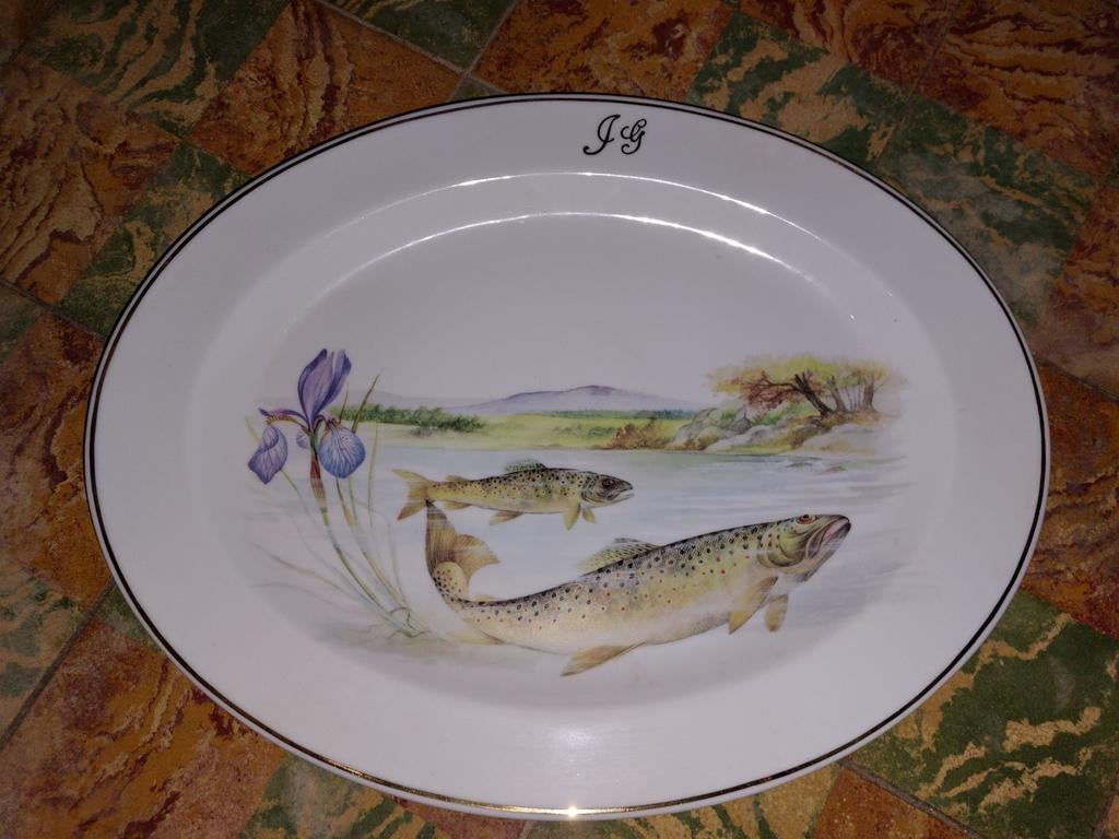 Porcelaine de Limoges plat de service et 12 assiettes, Enlèvement