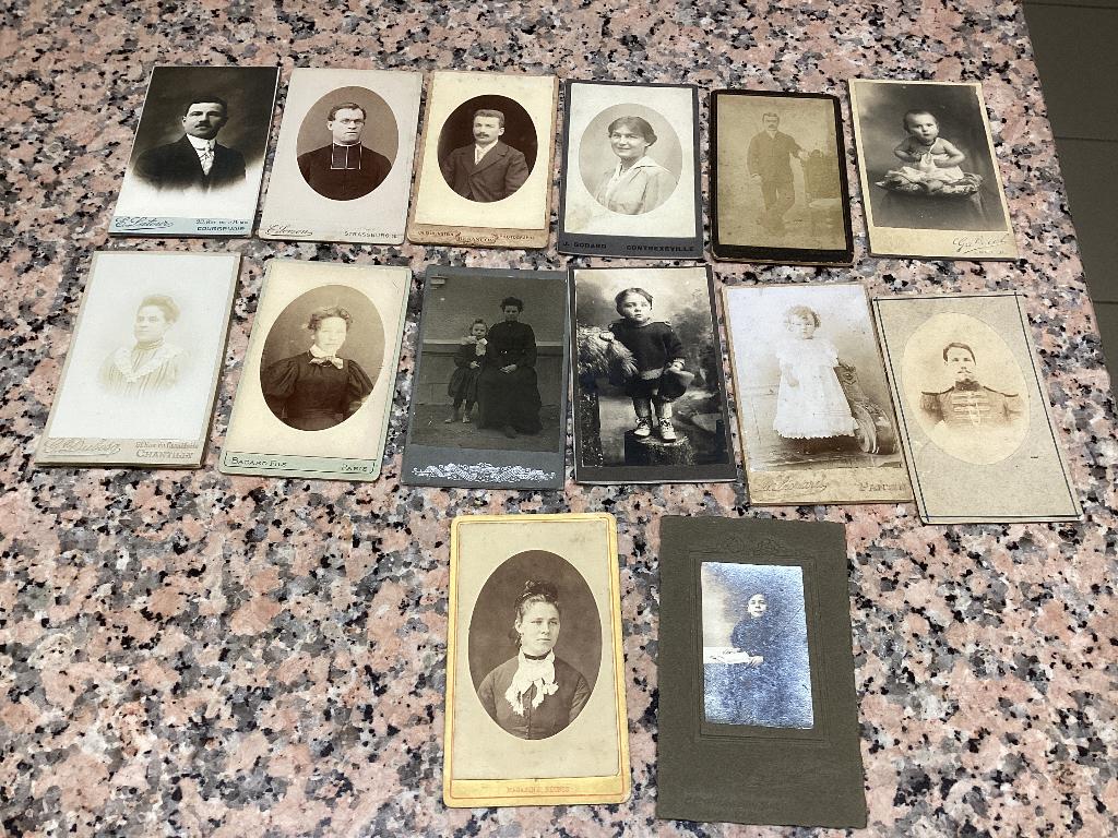 Lot van 14 CDV . Foto’s op karton, Verzamelen, Foto's en Prenten, Gebruikt, Foto, Ophalen of Verzenden, Voor 1940