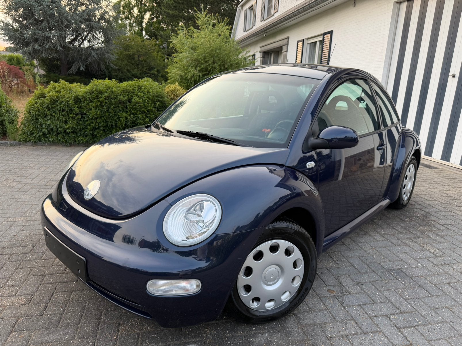 Volkswagen Beetle - 1.6 Benzine -Blanco Gekeurd- Nieuwstaat!, Auto's, Parkeersensor, 75 kW, Stof, 4 cilinders