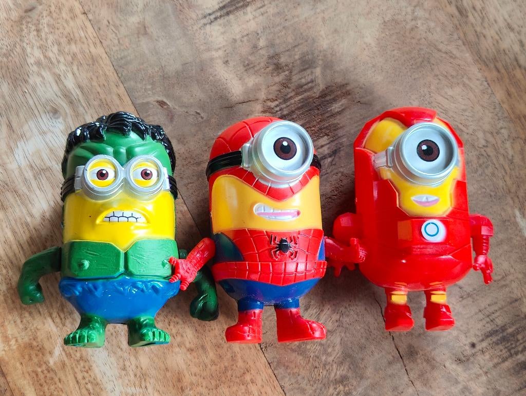 Lot van 3 Minion figuurtjes superhelden, Ophalen of Verzenden, Zo goed als nieuw